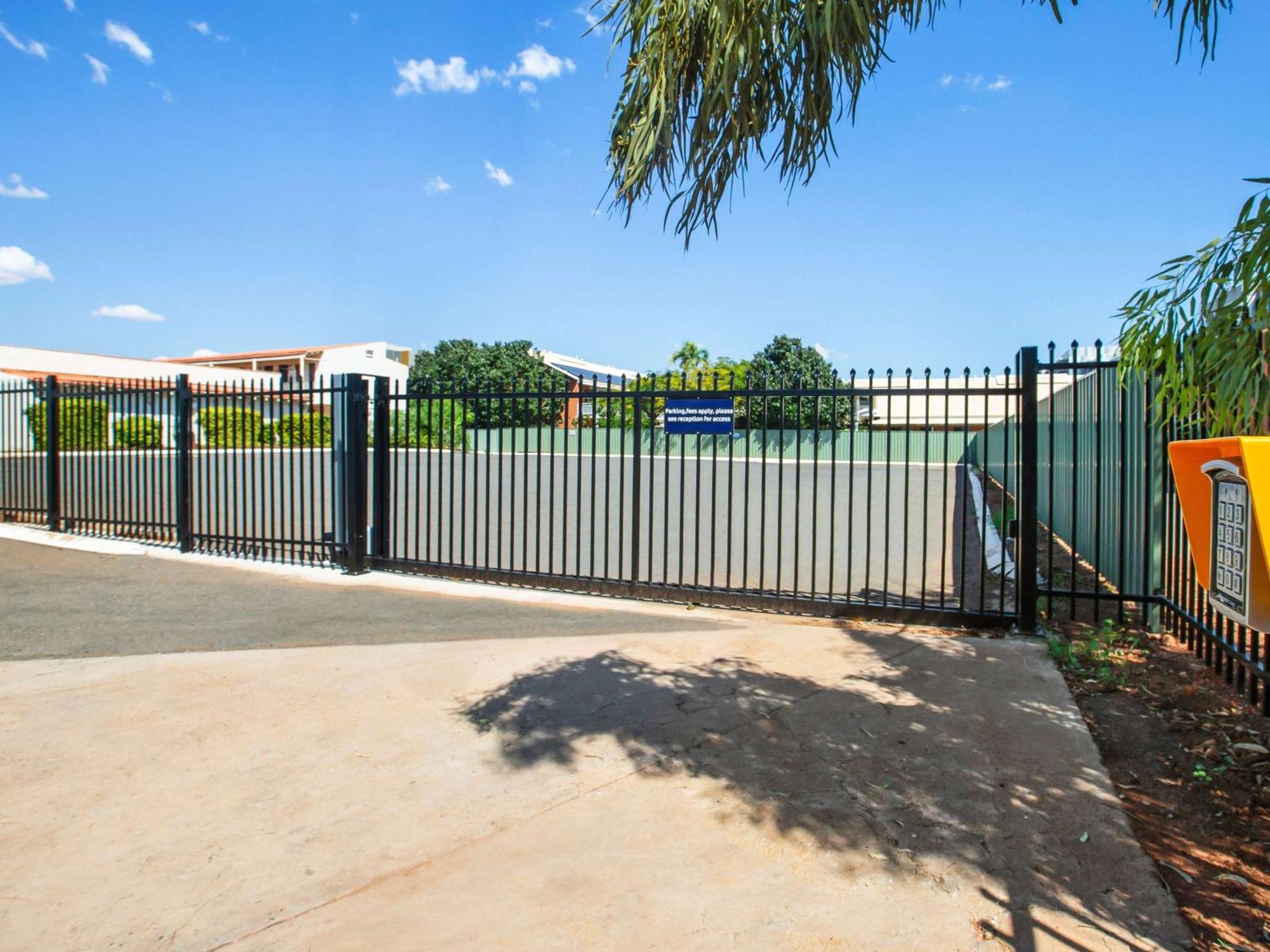 Hotel Ibis Styles Karratha Exteriér fotografie